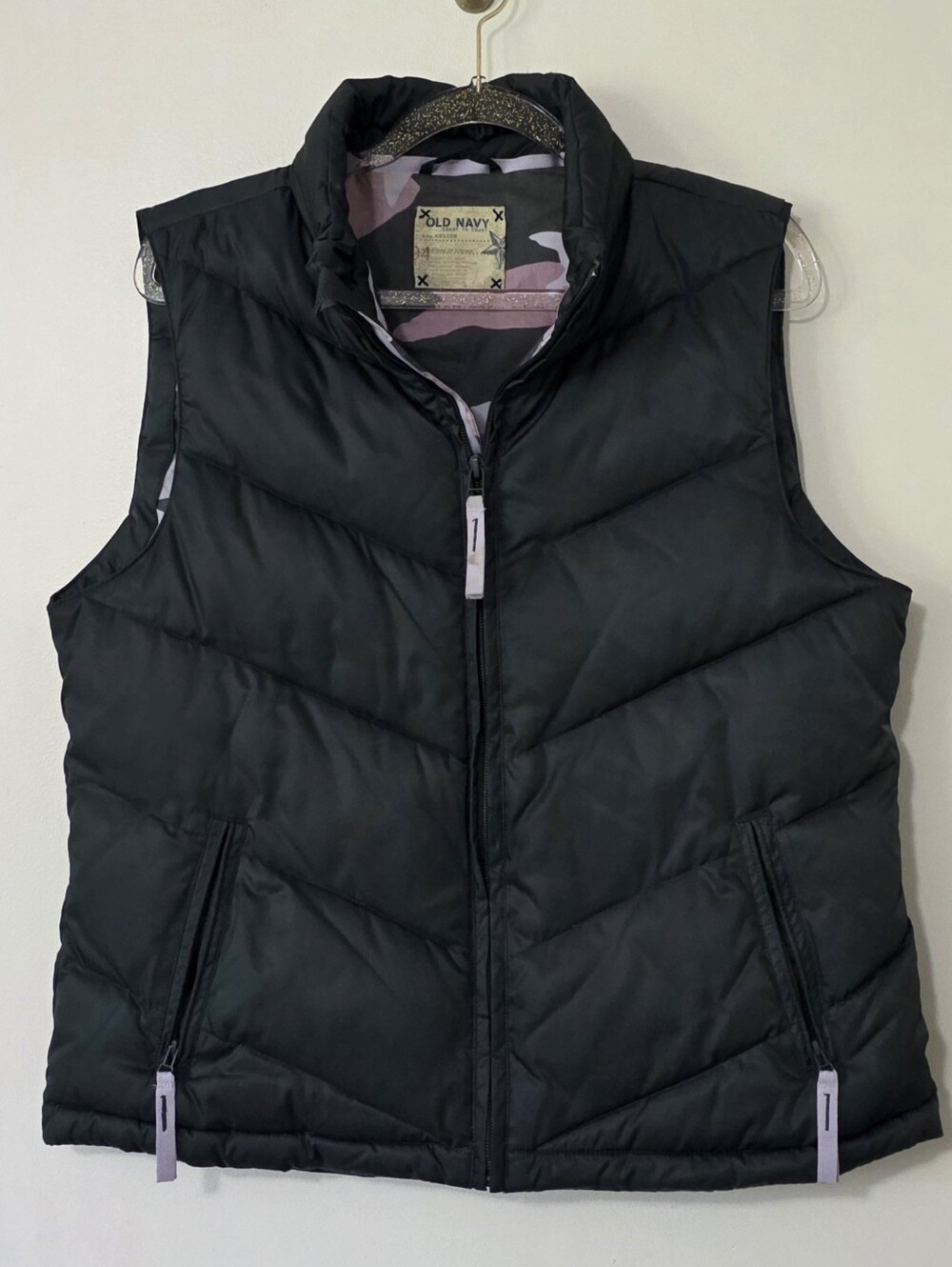 Gray Quilted Old Navy Puffer Vest Pink Camo Lining Streetwear Gorpcore Medium